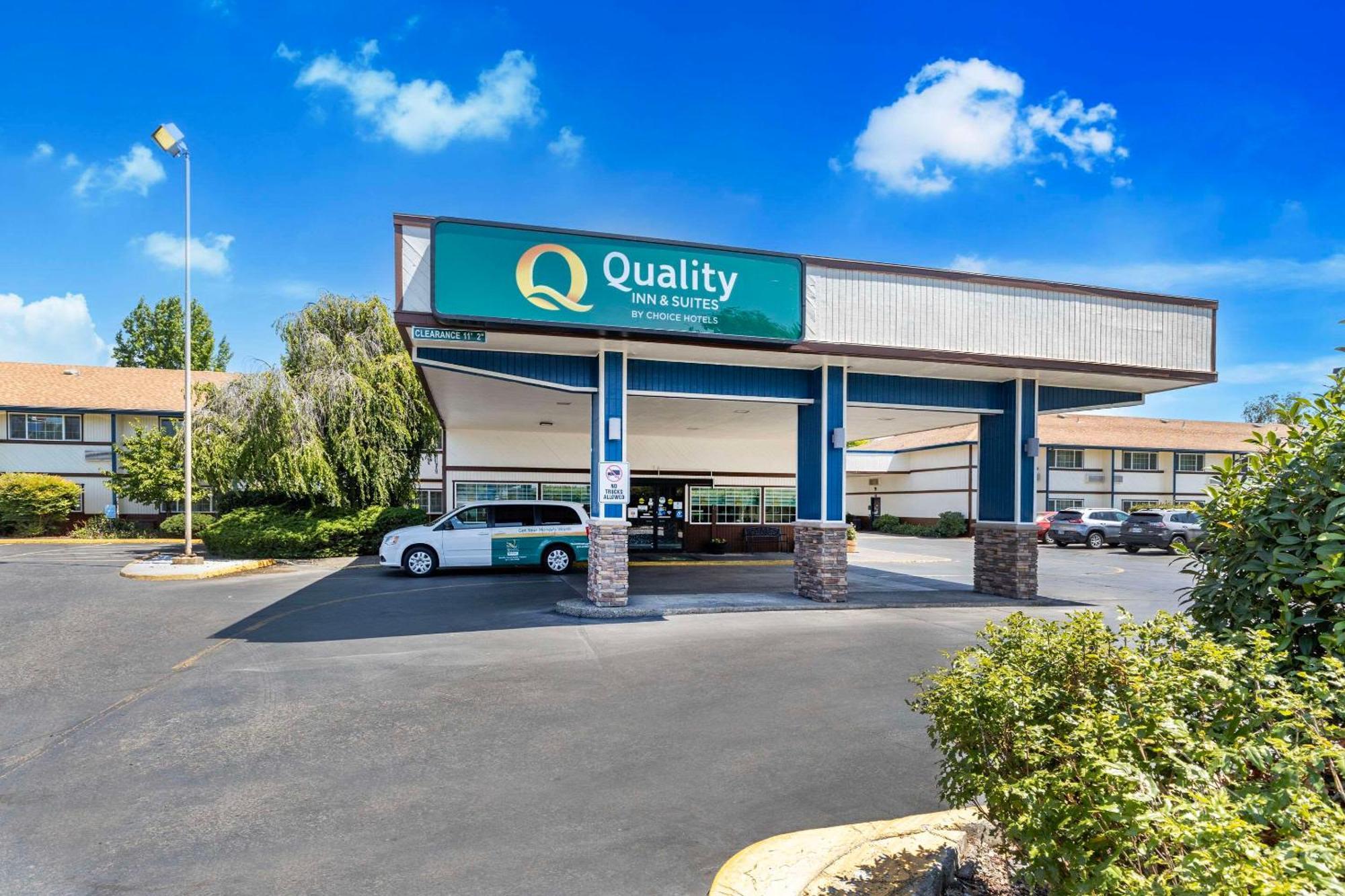 Quality Inn & Suites Medford Airport Dış mekan fotoğraf